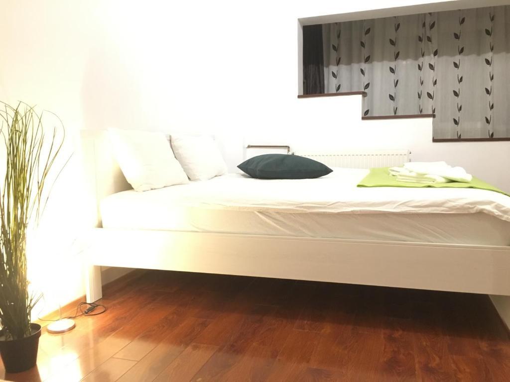 New Green Apartment Studio 1 Букурещ Екстериор снимка